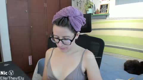 Nicole online show from 9, 2, 2026