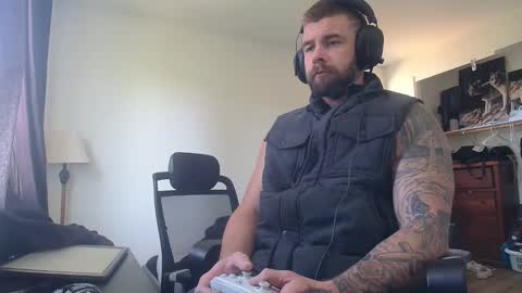 troy online show from 18, 4, 2026