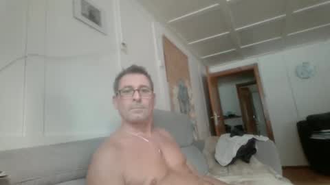 Snapshot of thhe13 chatting on 20, 1, 2025 thhe13 online show from 20, 1, 2025