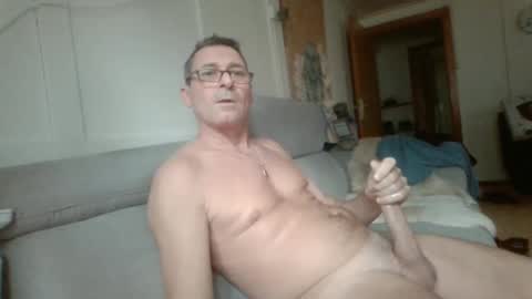 Snapshot of thhe13 chatting on 26, 2, 2025 thhe13 online show from 26, 2, 2025