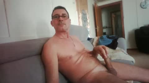 Snapshot of thhe13 chatting on 2, 3, 2025 thhe13 online show from 2, 3, 2025