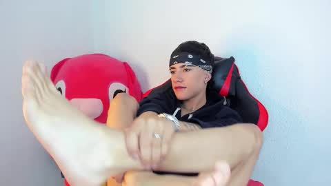 Thiago online show from 22, 11, 2025