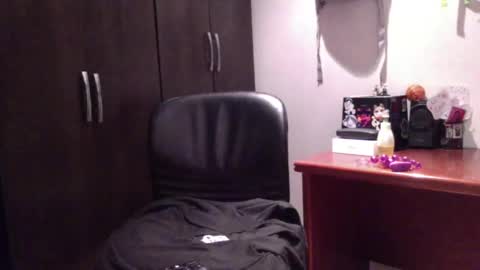 thiago_happy online show from 8, 3, 2025