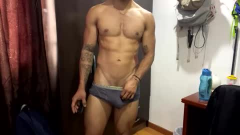 thiago_happy online show from 8, 4, 2026