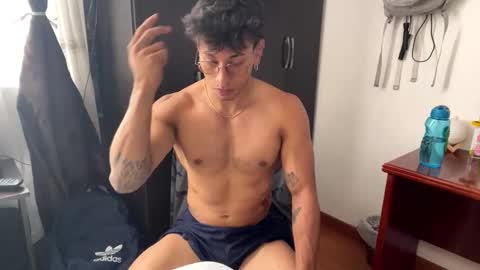thiago_happy online show from 14, 4, 2026
