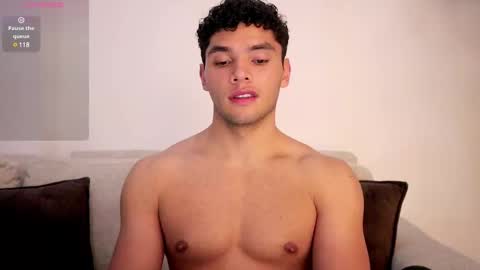 Snapshot of thiago_l chatting on 17, 2, 2025 Just Thiago online show from 17, 2, 2025