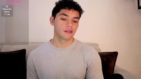 Snapshot of thiago_l chatting on 28, 2, 2025 Just Thiago online show from 28, 2, 2025