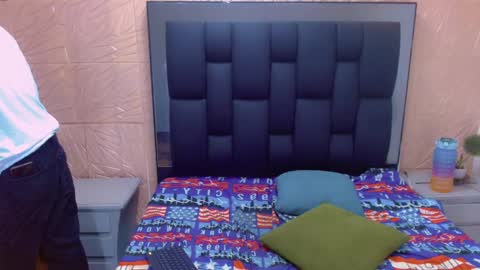 thiago_twink38 online show from 18, 10, 2025