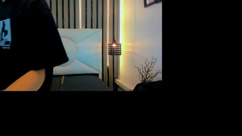 thiago_twink38 online show from 14, 4, 2026