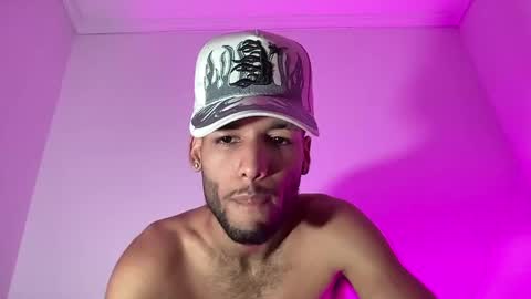 Snapshot of thiagoferreti_ chatting on 5, 6, 2026 ThiagoFerreti online show from 5, 6, 2026