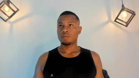 Snapshot of thiagosantos_ chatting on 7, 4, 2026 Thiago Instagram online show from 7, 4, 2026