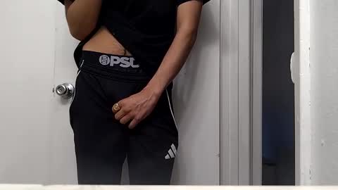 Snapshot of thickbigdick789 chatting on 2, 10, 2025 thickbigdick789 online show from 2, 10, 2025