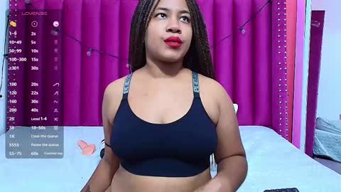 Snapshot of thickeebonyy chatting on 25, 1, 2025 thickeebonyy online show from 25, 1, 2025
