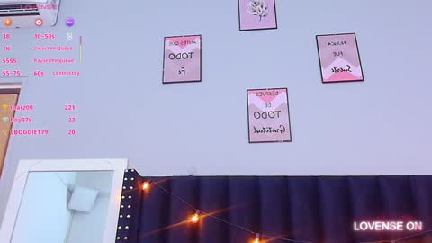 Snapshot of thickeebonyy chatting on 8, 2, 2025 thickeebonyy online show from 8, 2, 2025