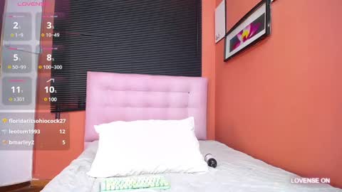 Snapshot of thickeebonyy chatting on 18, 2, 2025 thickeebonyy online show from 18, 2, 2025