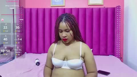 Snapshot of thickeebonyy chatting on 6, 10, 2025 thickeebonyy online show from 6, 10, 2025