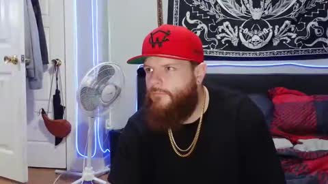 Snapshot of thickhandsomeman chatting on 13, 12, 2024 ThickHandsomeMan online show from 13, 12, 2024