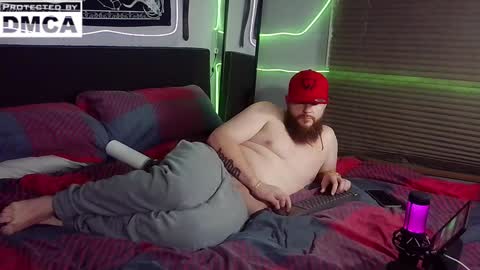 Snapshot of thickhandsomeman chatting on 9, 1, 2025 ThickHandsomeMan online show from 9, 1, 2025