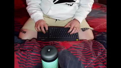 Snapshot of thickhandsomeman chatting on 23, 1, 2025 ThickHandsomeMan online show from 23, 1, 2025