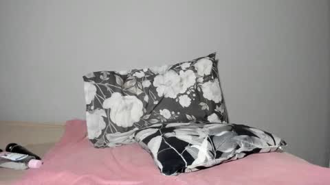 thickleeyanax online show from 23, 2, 2025