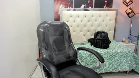 Snapshot of thiiago_collins chatting on 31, 5, 2026 THIAGO COLLINS online show from 31, 5, 2026