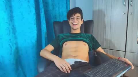 Thiago Saenzz online show from 18, 7, 2026