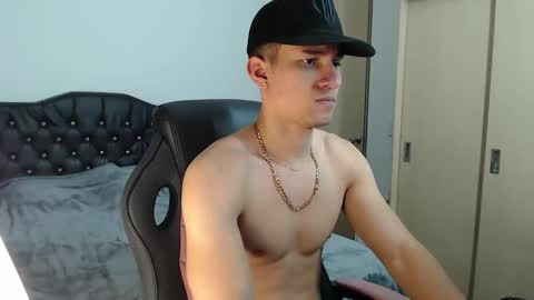 Snapshot of thin_tommy11 chatting on 31, 1, 2025 thin_tommy11 online show from 31, 1, 2025