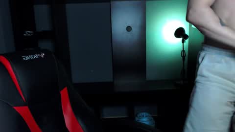 Snapshot of this_is_andy chatting on 6, 2, 2025 Andy online show from 6, 2, 2025