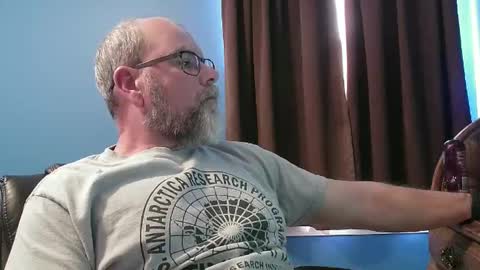 Snapshot of thisguy374 chatting on 24, 12, 2024 thisguy374 online show from 24, 12, 2024