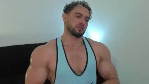 Snapshot of thomas_brandon chatting on 25, 2, 2026 Thomas Brandon online show from 25, 2, 2026