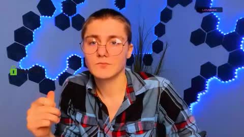 Snapshot of thomas_crow chatting on 4, 2, 2026 thomas_crow online show from 4, 2, 2026