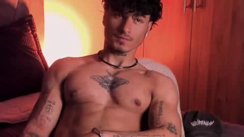 Snapshot of thomas_fit1 chatting on 18, 9, 2025 Thomas 3 JUST STAY AND BE MY LAST LOVE online show from 18, 9, 2025