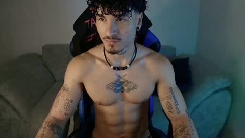 Snapshot of thomas_fit1 chatting on 19, 7, 2026 Thomas 3 JUST STAY AND BE MY LAST LOVE online show from 19, 7, 2026