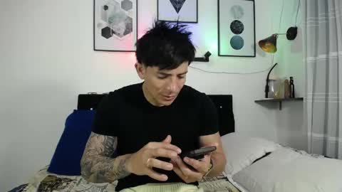 Snapshot of thomas_hot369 chatting on 30, 3, 2026 thomas_hot369 online show from 30, 3, 2026