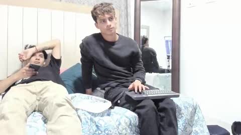 thomas_millers online show from 12, 4, 2026