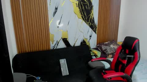 thomson_hot01 online show from 8, 1, 2026