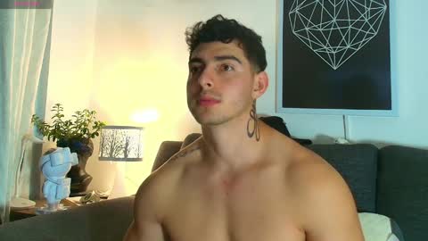 thomylov online show from 7, 5, 2026