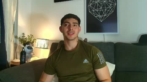 thomylov online show from 4, 6, 2026