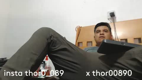 Snapshot of thor0200 chatting on 4, 5, 2026 thor0200 online show from 4, 5, 2026