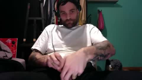 Snapshot of throatfucker2000 chatting on 12, 3, 2025 throatfucker2000 online show from 12, 3, 2025