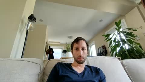 throwawayafteruse20202 online show from 10, 9, 2025