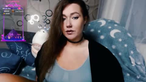 Snapshot of tia_meow chatting on 13, 10, 2025 tiameow online show from 13, 10, 2025