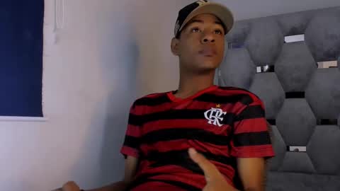 tiago_xxx_ online show from 20, 10, 2025