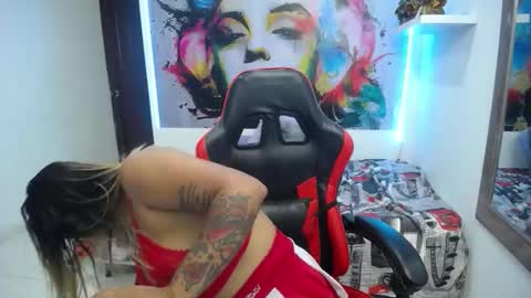 Snapshot of tiana_breeze chatting on 25, 9, 2025 tiana_breeze online show from 25, 9, 2025