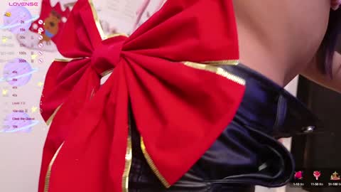 Tiana Le online show from 24, 12, 2024