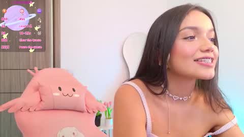 Tiana Le online show from 7, 10, 2025