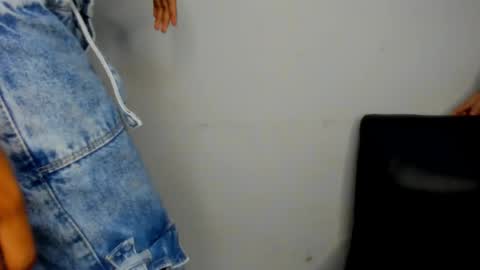 Snapshot of tibustream chatting on 12, 11, 2025 tibustream online show from 12, 11, 2025