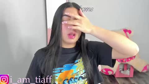 Snapshot of tifany_tay2 chatting on 14, 10, 2025 hey am julietha online show from 14, 10, 2025