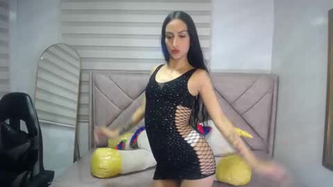 Snapshot of tifany_v chatting on 17, 9, 2025 Hi Stream 800 to 1400 online show from 17, 9, 2025