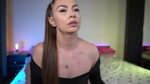 Tiffany online show from 10, 4, 2026